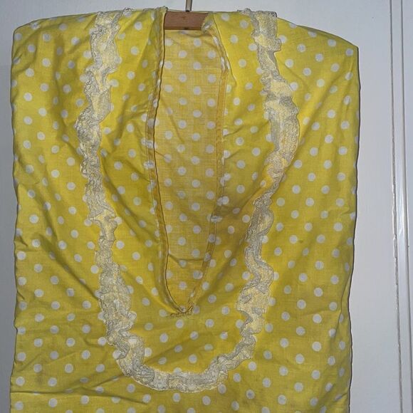 Kitschy Vtg yellow with white polka dots cloth clothes pin holder - Picture 2 of 7